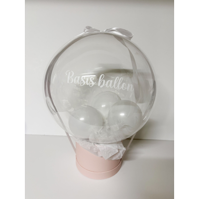Basis ballon op roze hoedendoos
