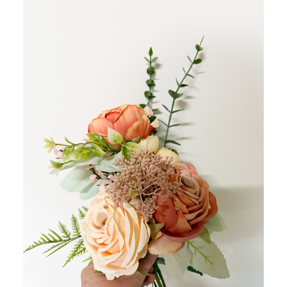 Bloemen boeket champagne, abrikoos en zalm 