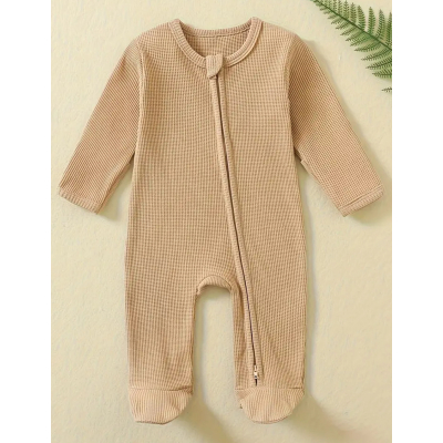 Boys onesie latte 