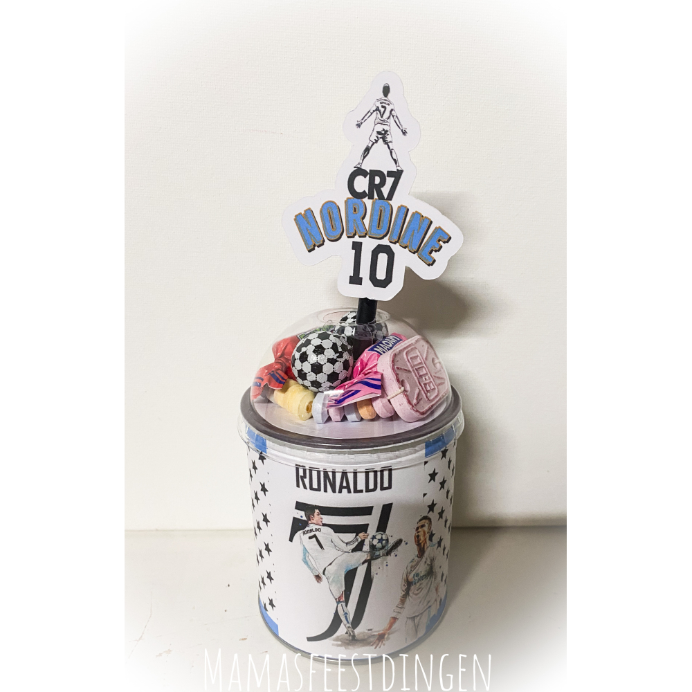 Pringles met snoepdeksel Ronaldo 