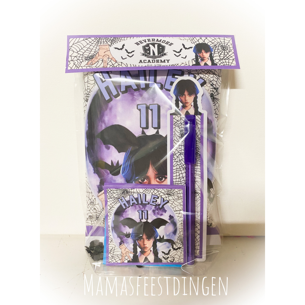 Chips set met pen en notitieblokje Wednesday 