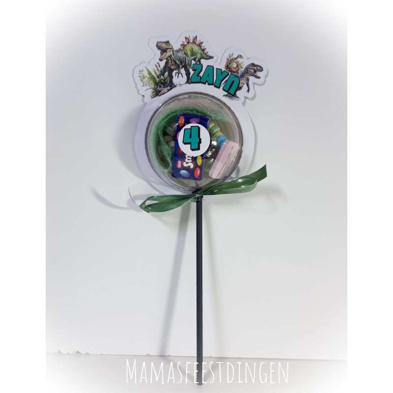 Traktatie bol  dino stoer 