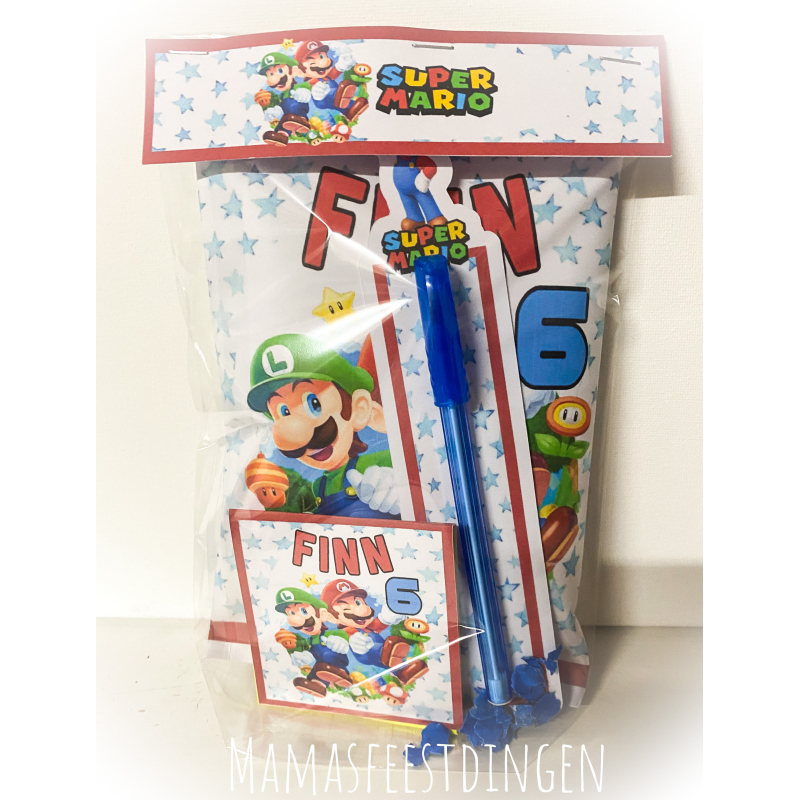 Chips met pen en notitie blokje Mario 