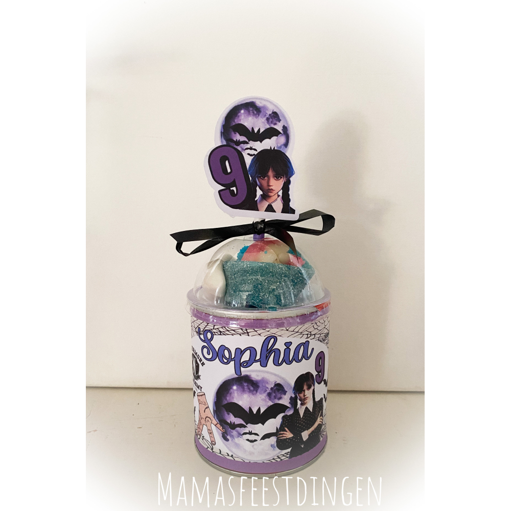 Pringles met snoep deksel  Wednesday 