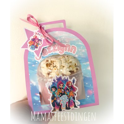 Koffertje met suikerspin en popcorn Kpop demonhunters 